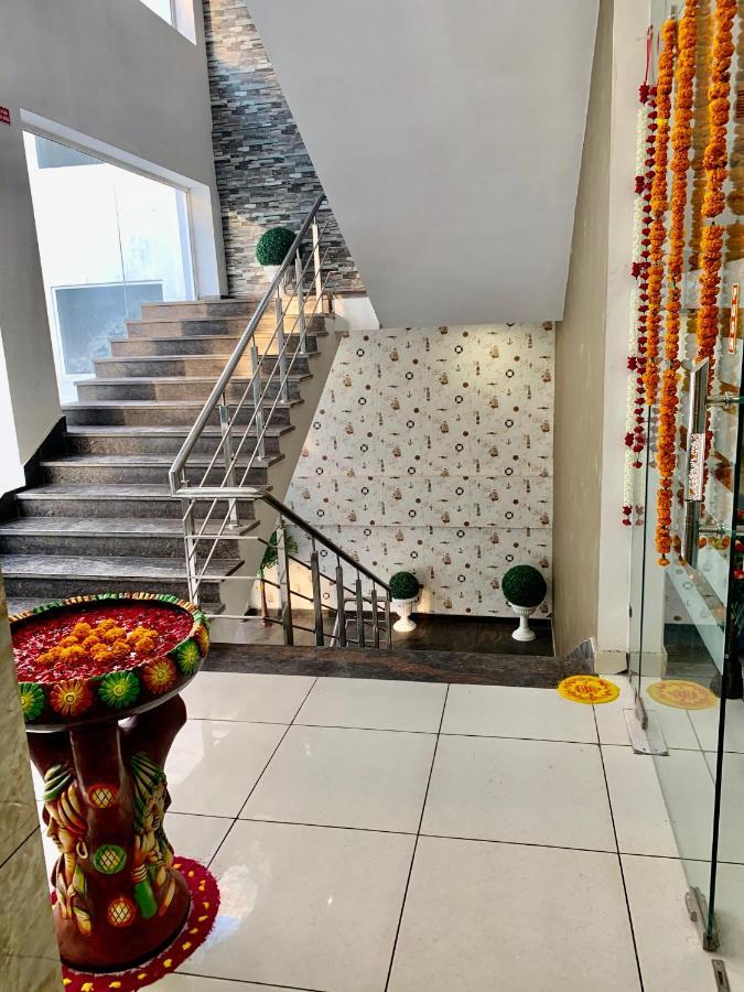 Amora Rooms Dwarka Νέο Δελχί Εξωτερικό φωτογραφία