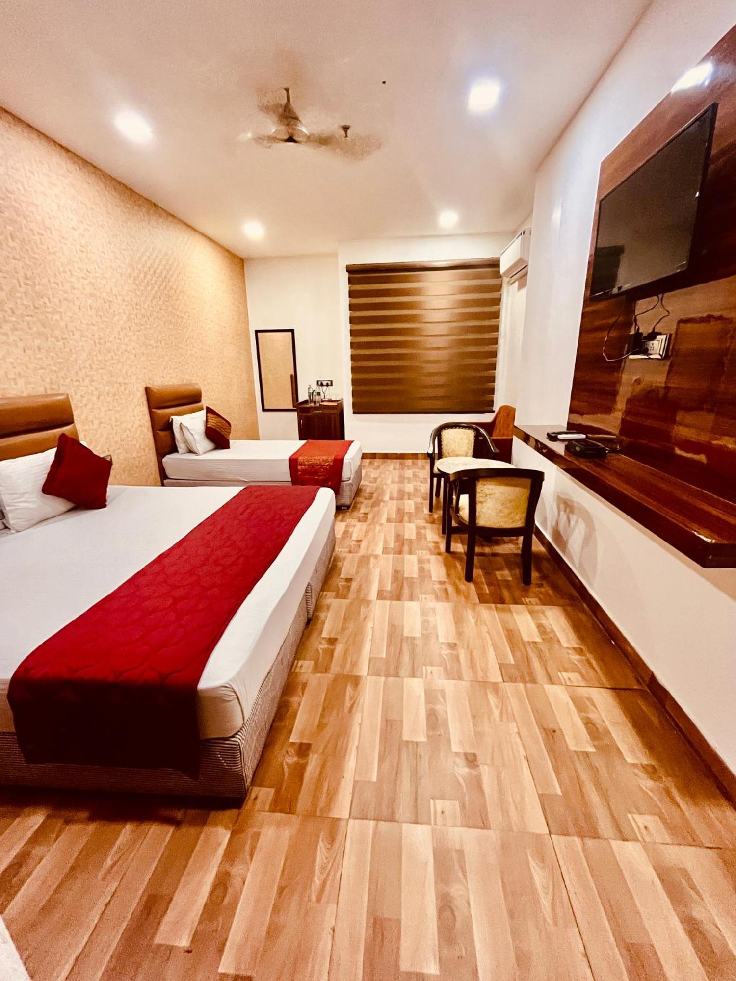 Amora Rooms Dwarka Νέο Δελχί Εξωτερικό φωτογραφία