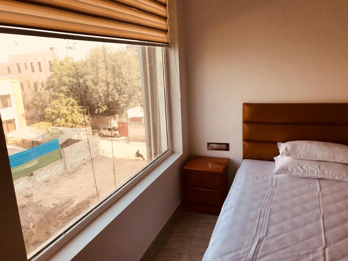 Amora Rooms Dwarka Νέο Δελχί Εξωτερικό φωτογραφία