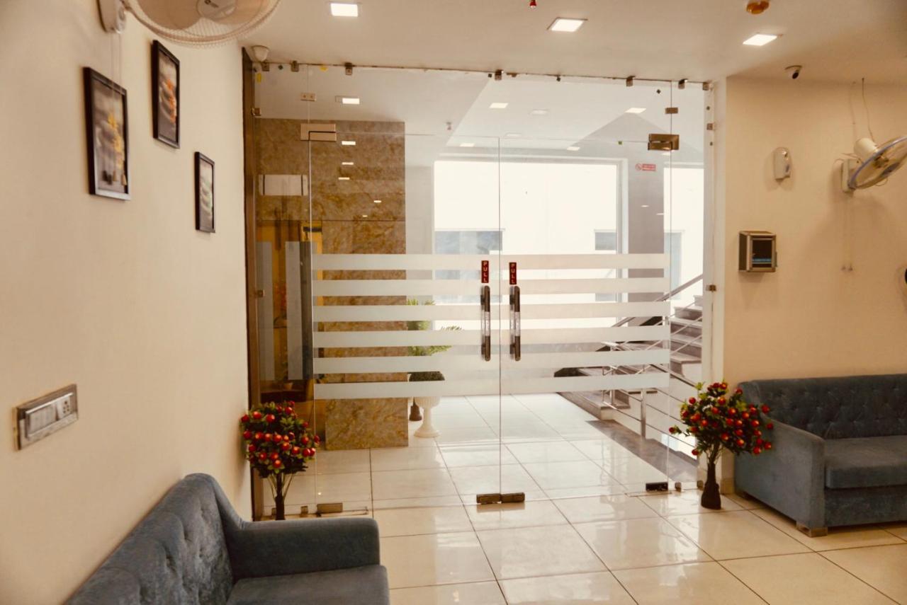 Amora Rooms Dwarka Νέο Δελχί Εξωτερικό φωτογραφία